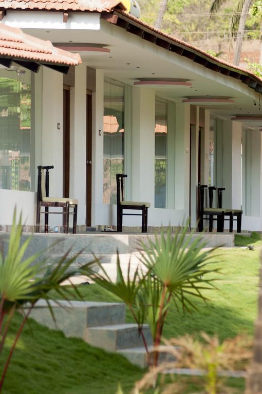 Boomerang Resort Мандрем Экстерьер фото