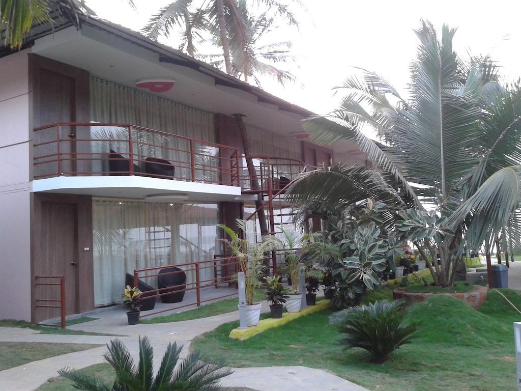 Boomerang Resort Мандрем Экстерьер фото